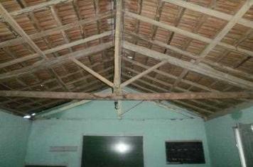 Reforma da Escola no Povoado Perobas
